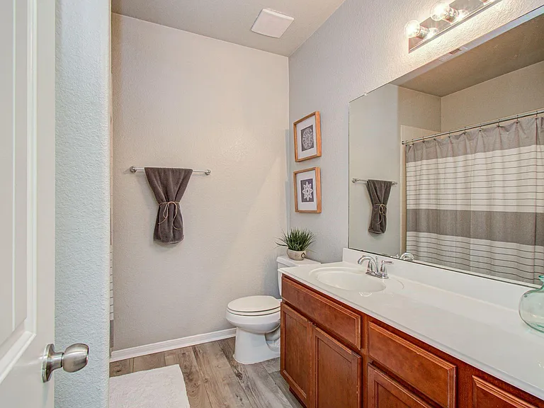21379 Village Crossing Ln — Photo 23