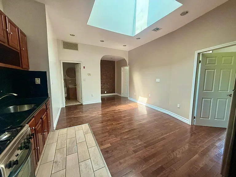 920 Fulton St #3 — Photo 1