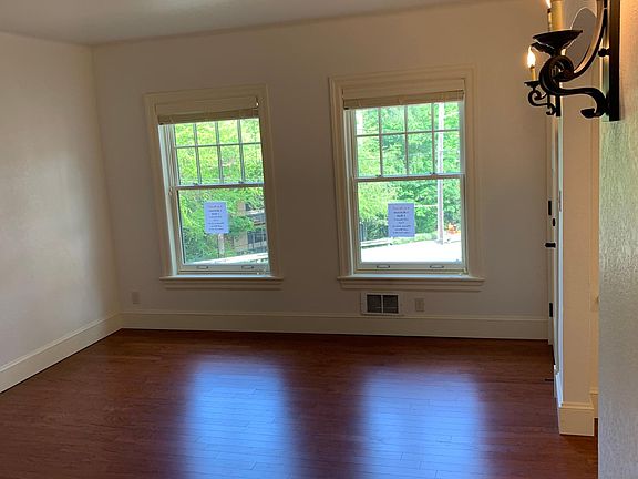 4th image of 1717 Taylor Ave N #1717