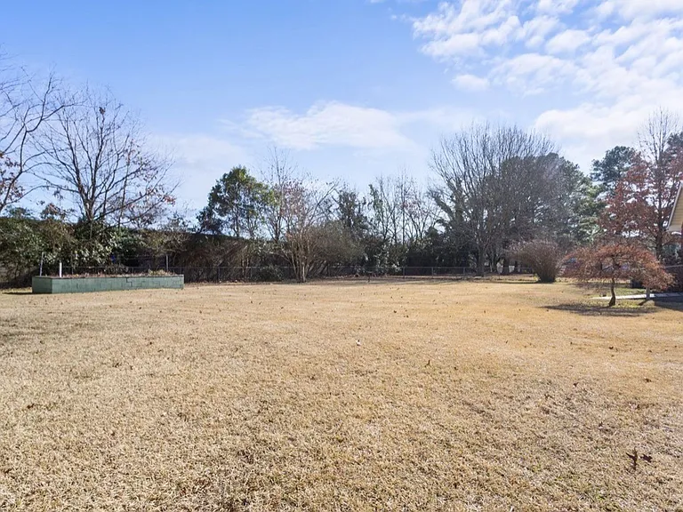 1404 Shelton Rd — Photo 52