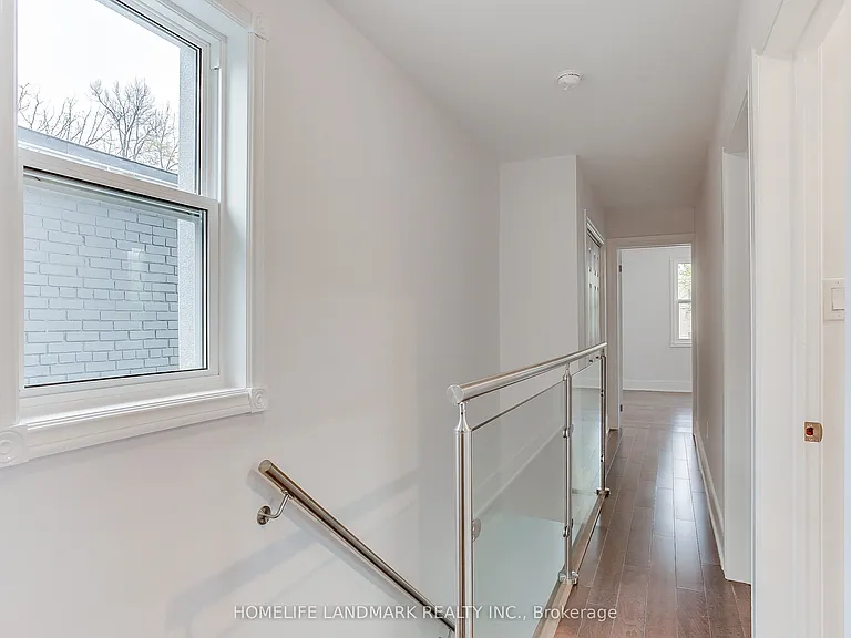 500 Balliol St — Photo 10