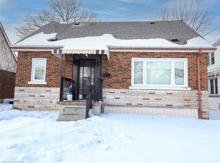 28 W 3rd St, Hamilton, ON