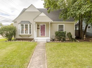 2280 Buckingham Ave, Berkley, MI 48072