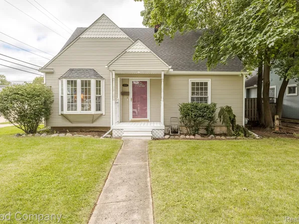 2280 Buckingham Ave, Berkley, MI 48072