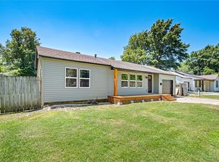 1607 Horseshoe Dr, Springdale, AR 72762