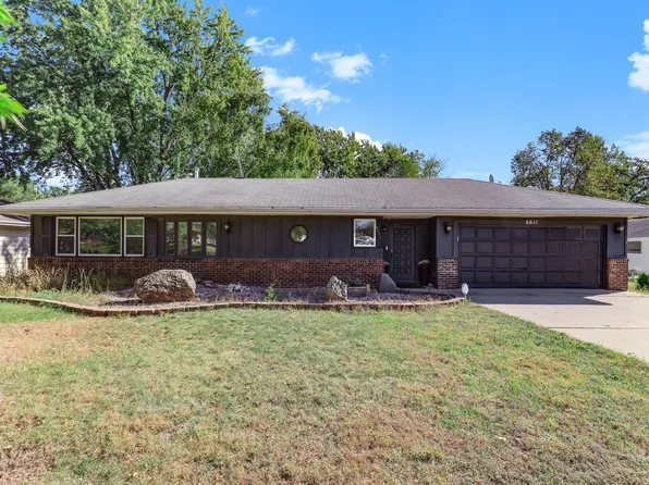6611 McKinley St NE, Fridley, MN 55432