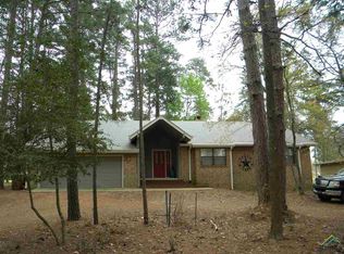 286 Greenbriar Trl, Holly Lake Ranch, TX 75765