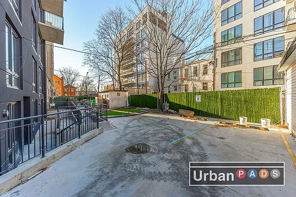 Rented by Urban Pads | media 9