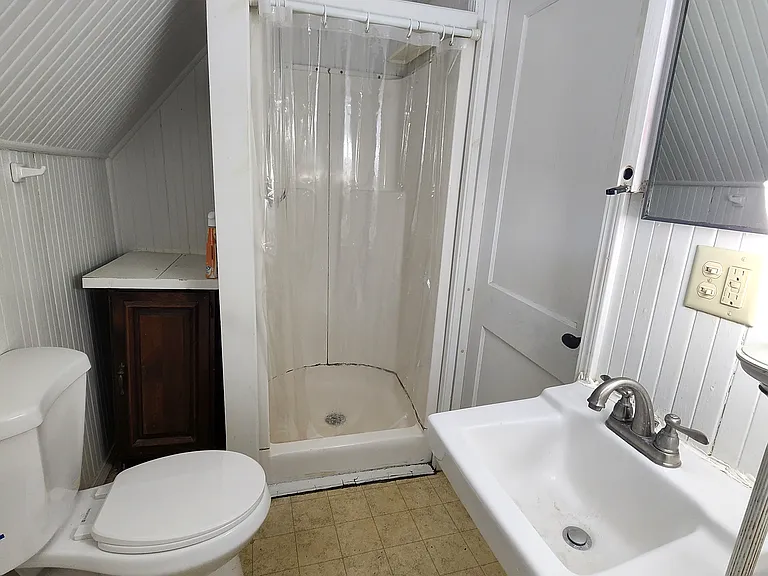 256 Main St #7 — Photo 3