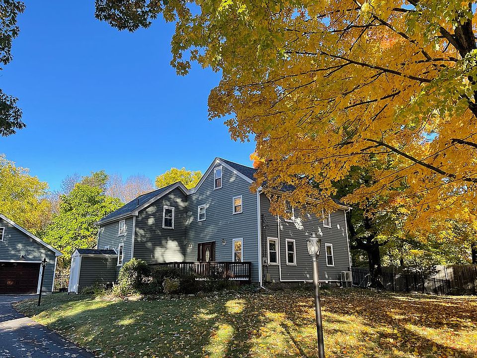 2 Fay Ct, Southborough, MA 01772 | Zillow