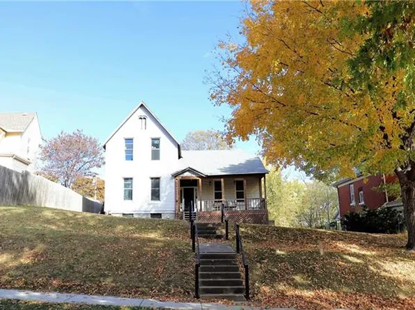 919 Atchison St, Atchison, KS 66002