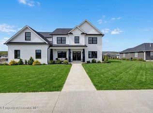 110 Osprey Ln, Archbald, PA 18403