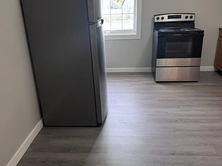 106 E Park Ln #108 — Photo 8