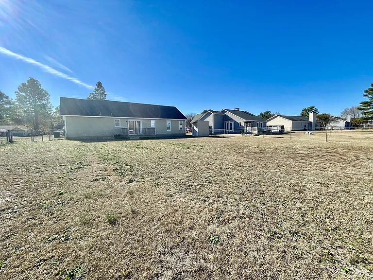 184 Brandywood Ct — Photo 19