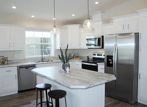5th image of 27 Esper Ct