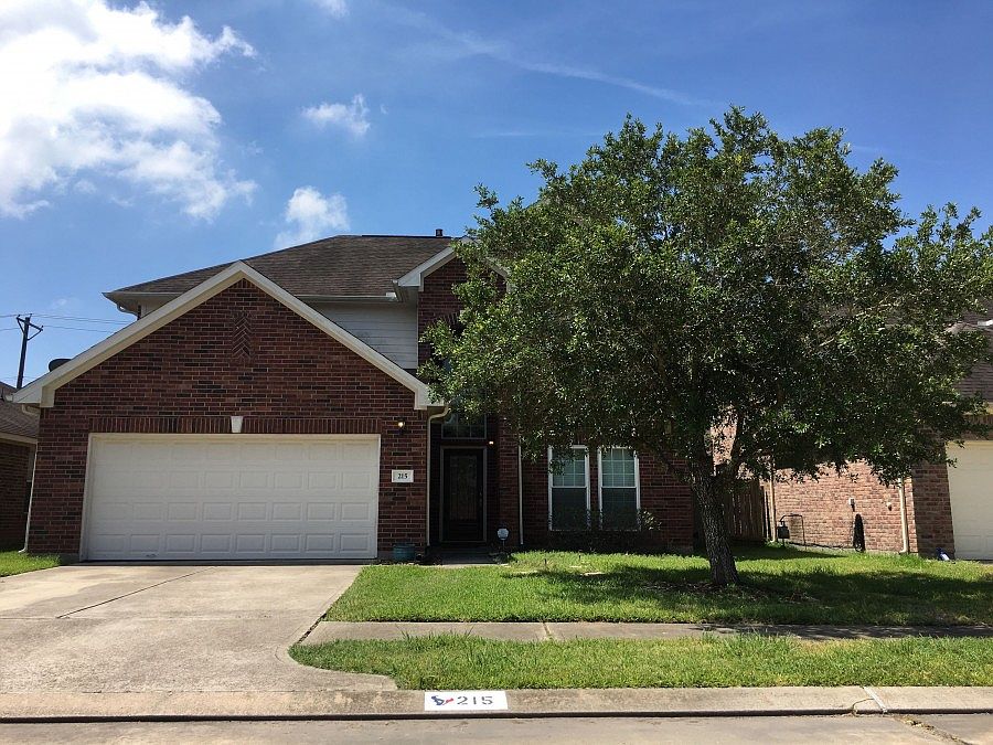 1st image of 215 Midtown Park Dr