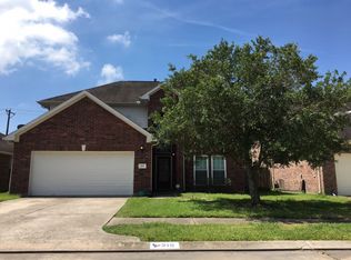 215 Midtown Park Dr, Alvin, TX 77511