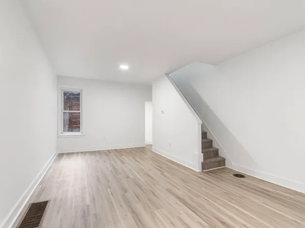 5607 Nelson St, Philadelphia, PA 19138