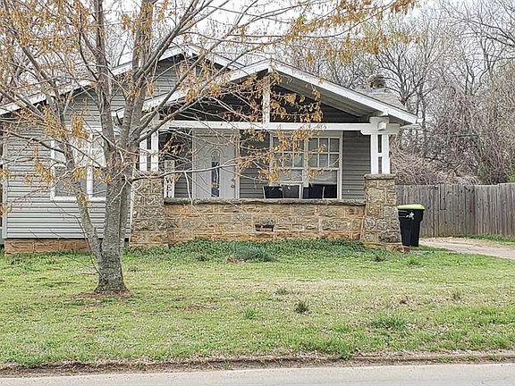 3rd image of 1021 E Main St