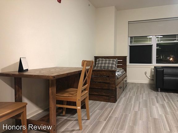 2nd image of 510 Hamilton St APT 420