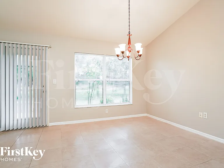 226 North Ave — Photo 4