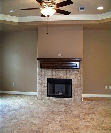 3rd image of 7825 N Windemere Dr