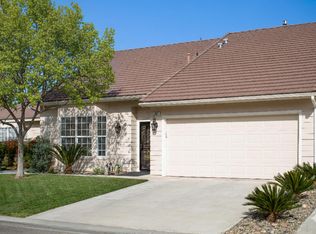 337 Village Drive, Dinuba, CA