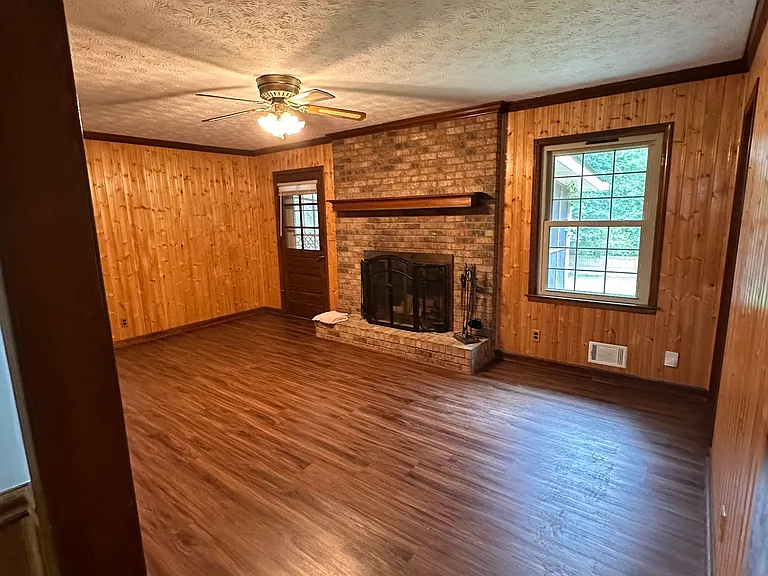 145 Redwood Cir — Photo 7
