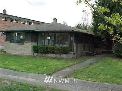 1st image of 4617 4619 S HENDERSON Street