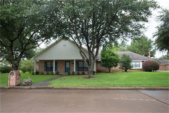 1st image of 206 Enchanted Estates Dr