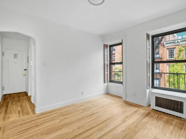400 Bleecker Street image 1 of 12