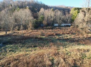 681 Pierce Rd, Atkins, VA 24311