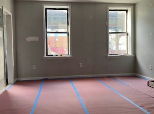 699 Broadway APT 2R, Brooklyn, NY 11206