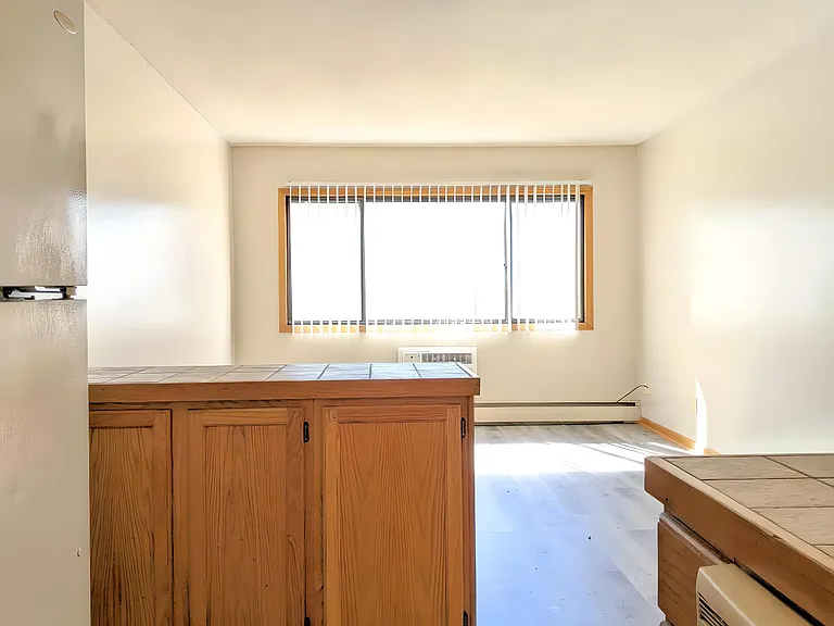 Twin Pines Apartments — Photo 34
