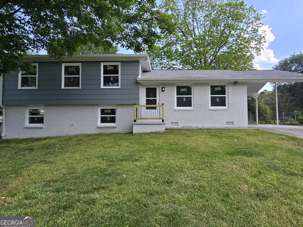 2571 Stanford Dr, Ellenwood, GA 30294