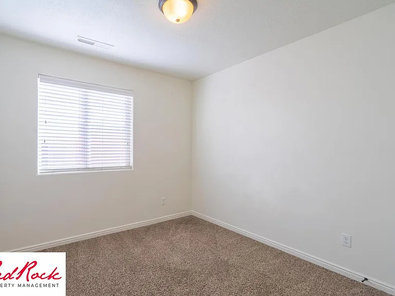 2801 E 450 N #365 — Photo 52
