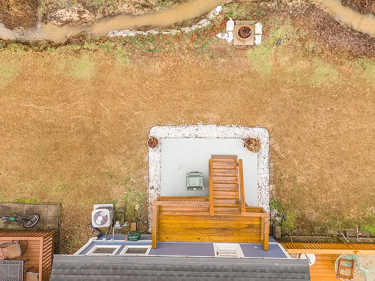 216 Flat Creek Ct — Photo 22