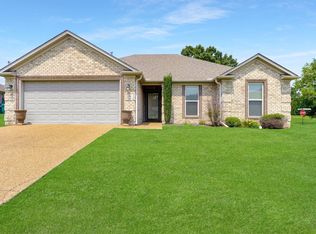 9 Little Brook Ln, Jackson, TN 38305