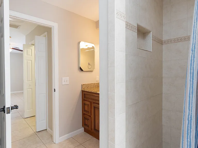 2714 Grand Cayman St — Photo 30