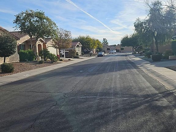 4th image of 42482 W Almira Dr