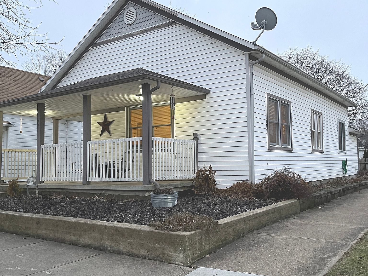 22 N Broadway St, Greenfield, IN 46140 | Zillow