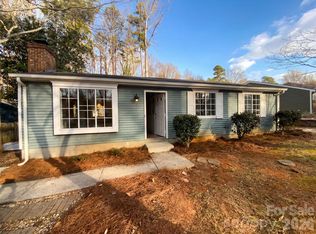 7932 Monfreya Ct, Charlotte, NC 28212