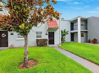 2834 Somerset Park Dr, Tampa, FL 33613