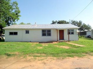 1224 Loving St, Mason, TX 76856