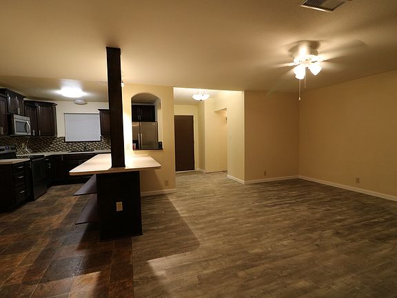 Kitchen / Living Room
