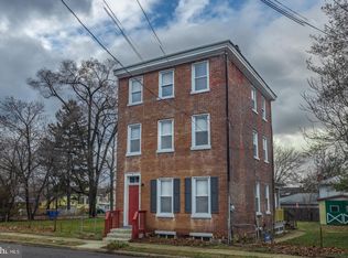 19 W 5th St, Burlington, NJ 08016