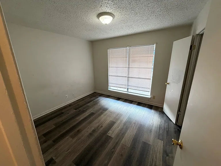 3500B Denson Dr — Photo 7