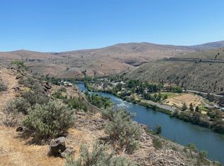 1419 Fish Camp Rd, Maupin, OR 97037