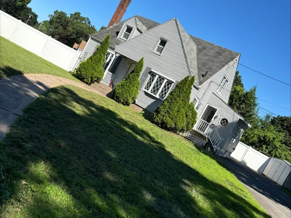 456 Elmwood Drive, Windsor Locks, CT 06096