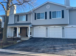 328 Coventry Ct, Clarendon Hills, IL 60514